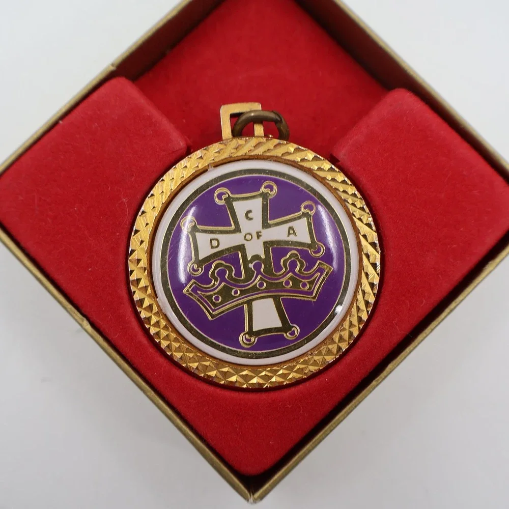 Catholic Daughters of the Americas Necklace Women OS Purple Gold Enamel Vintage